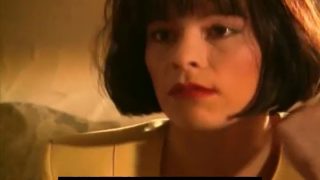 Çocukluk Arkadaşına Ahlaksız Teklifte Bulunmak Konulu Sex izle